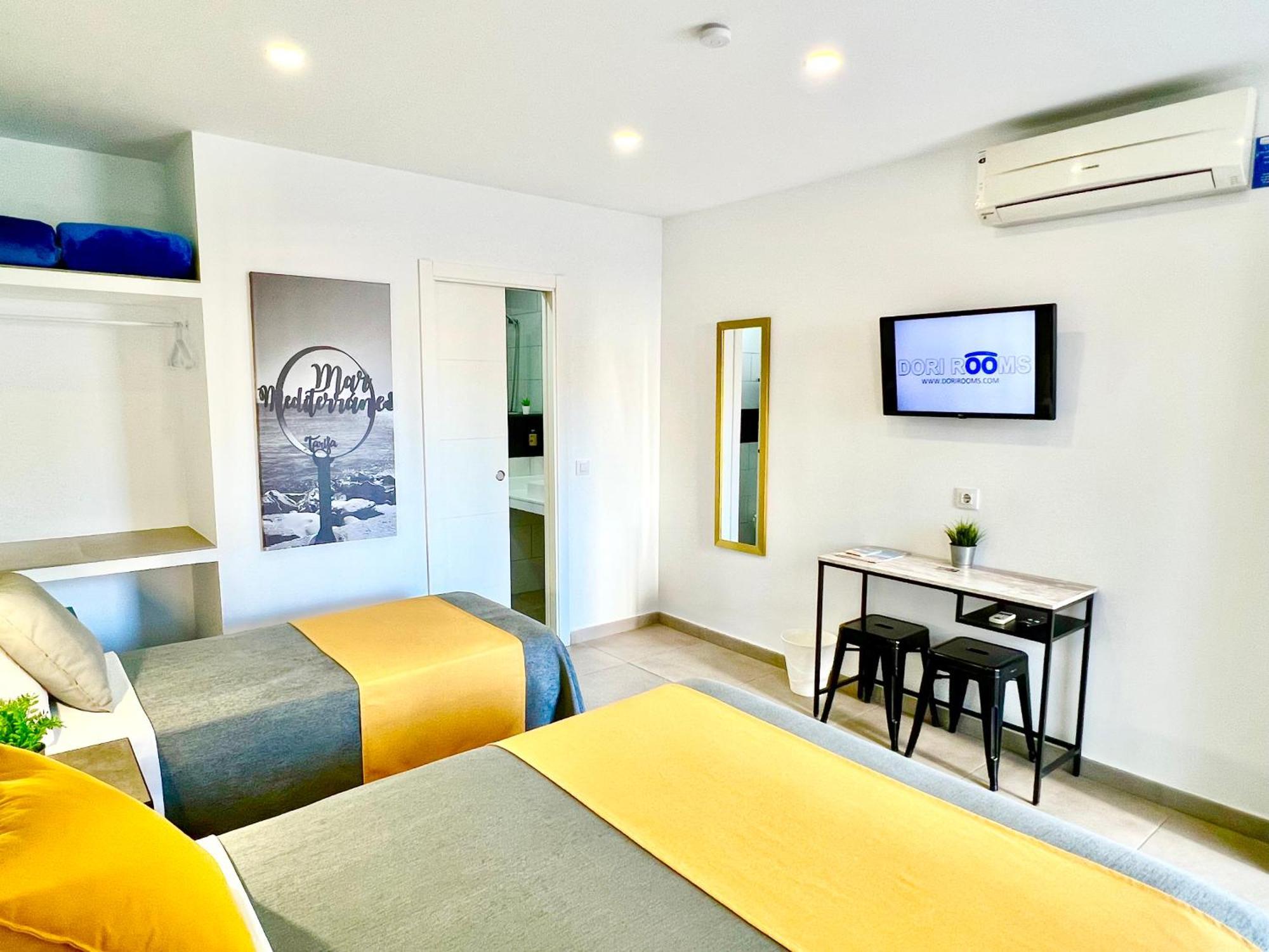 Dori Rooms Hostal Tarifa Exterior foto